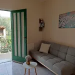 Apartment Dimitra's Great View Dilinata