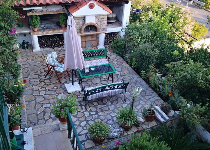 Dimitra's Great View *